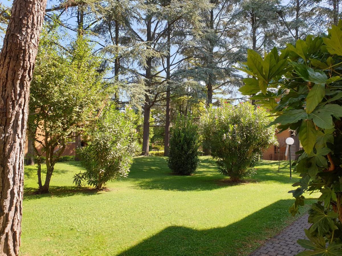 Azur Apartment Sirmione Dış mekan fotoğraf